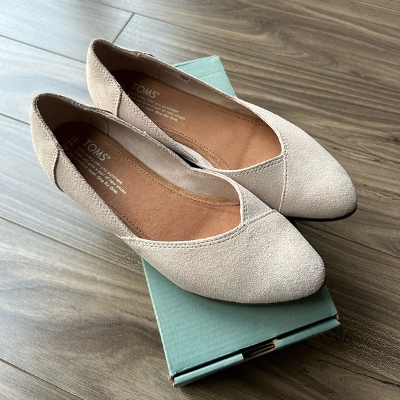 TOMS Jutti Suede Flat - Picture 4 of 9